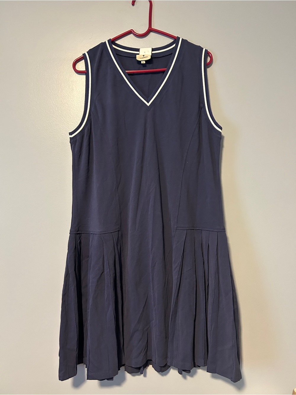Tuckernuck Navy Sleeveless V-Neck Midi Dress with White Trim